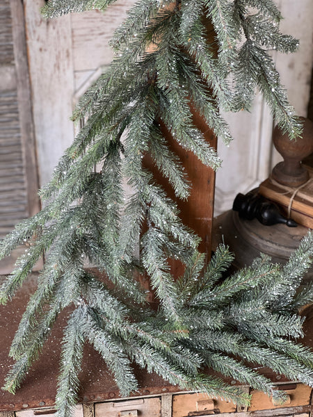 Icy Northlight Pine Garland | 6'