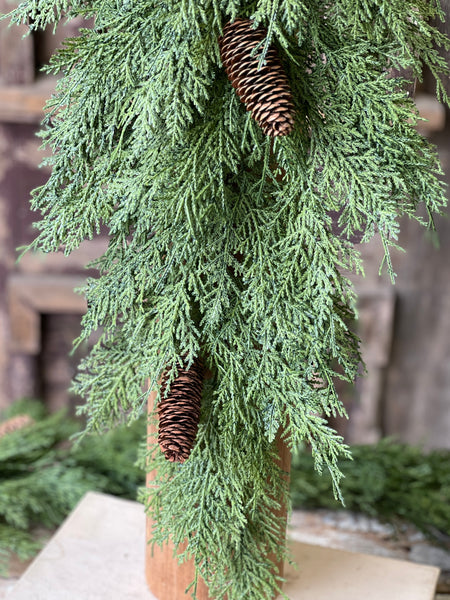 Celtic Cedar Drop | 30"