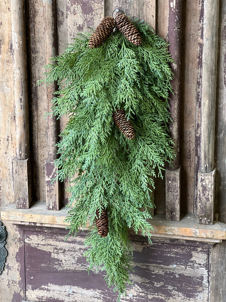 Celtic Cedar Drop | 30"