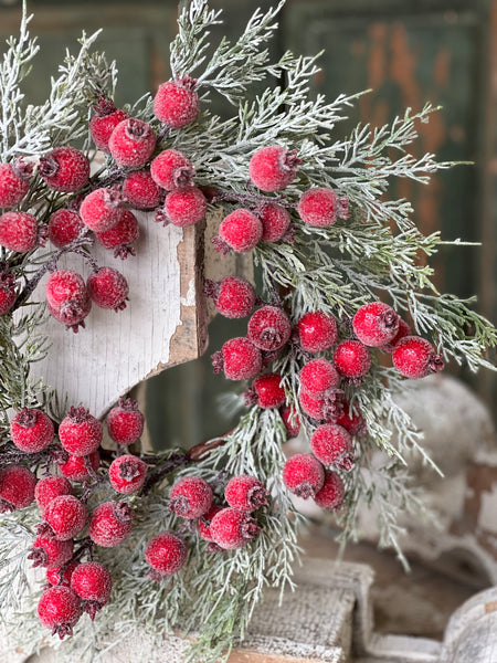 Icy Yule Berry Fir Candle Ring | 15" | SOLD OUT
