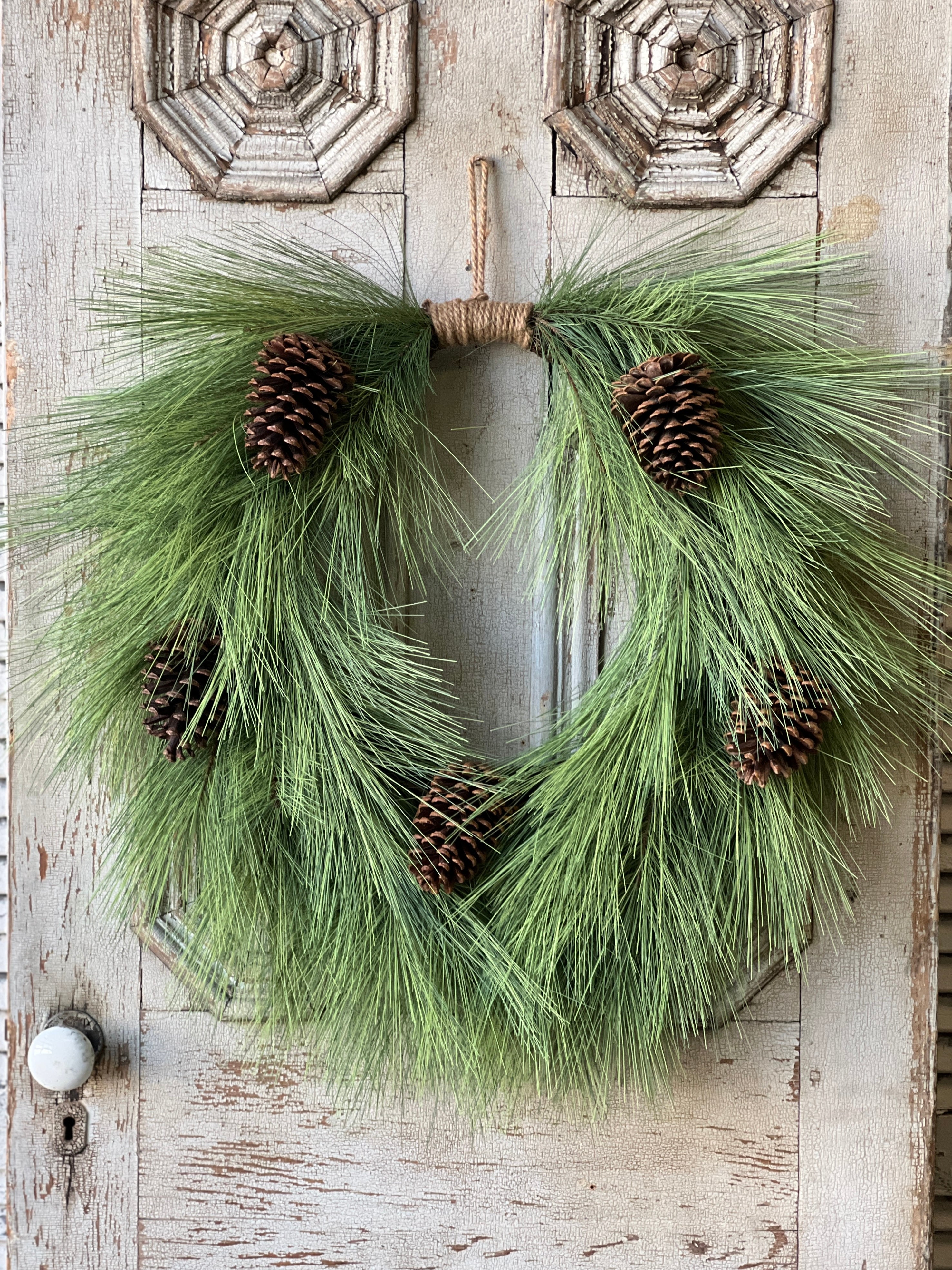 Long Pine Needle 19" Winter Wreath With Large Pinecones & Rustic Stars – VHC Irvins Tinware