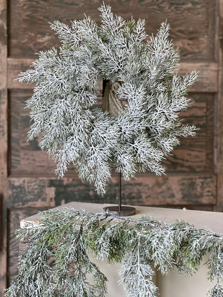 Fairisle Cedar Wreath | 16"