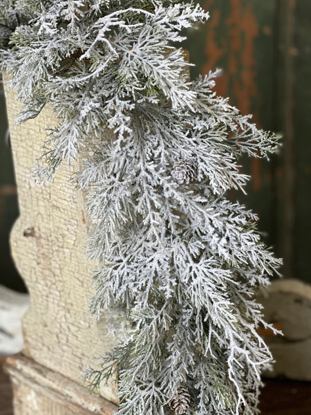 Snowy Nobility Cedar Garland | 5'