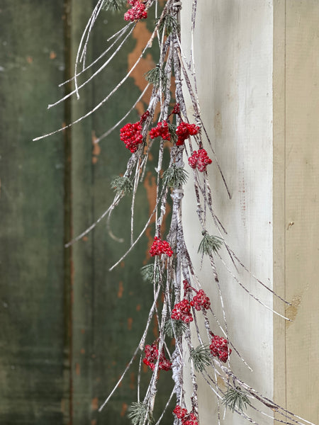 Birchwood Berry & Pine Garland | 5' | Limited Stock - Last 24pcs!