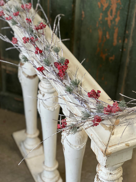 Birchwood Berry & Pine Garland | 5' | Limited Stock - Last 24pcs!
