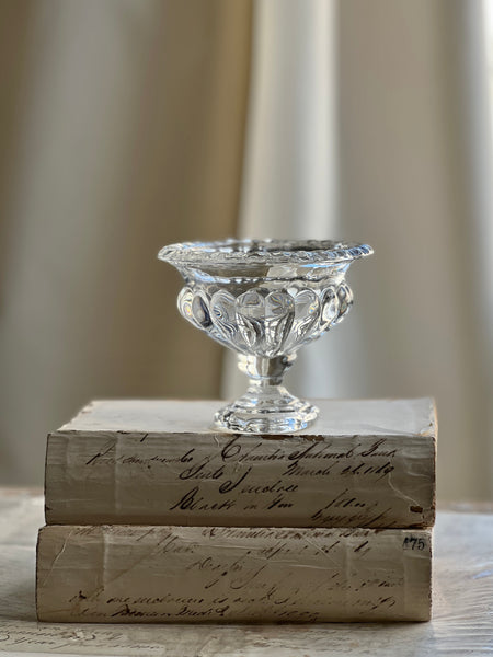 Bestowing Urn | 4.4" | SOLD OUT