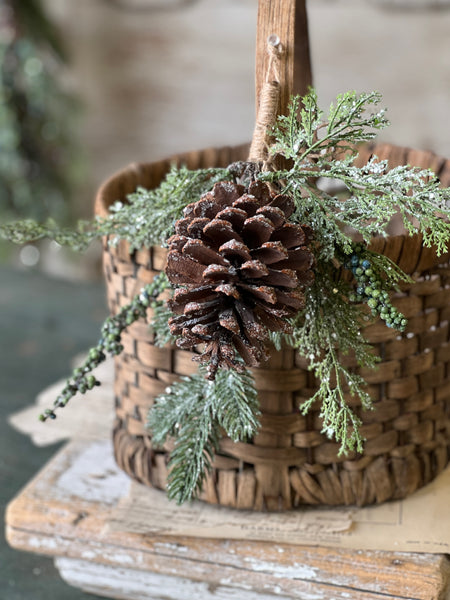 Greensleeves Pine Hanging | 10.5" | SOLD OUT