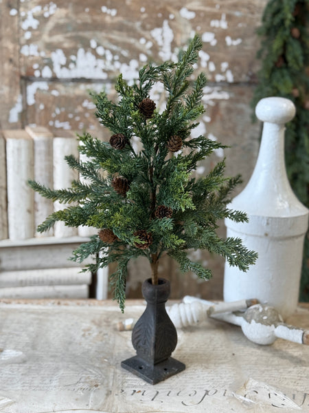 Crosswoods Juniper Bush | 20" | NOT CURRENTLY IN STOCK-New For Holiday 2026!