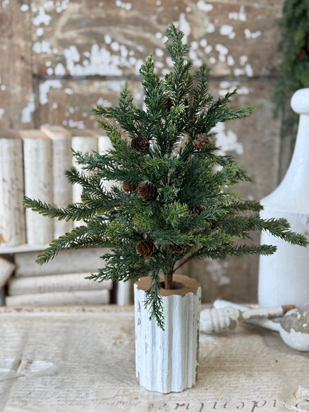 Crosswoods Juniper Bush | 20" | NOT CURRENTLY IN STOCK-New For Holiday 2026!