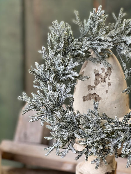 Snowslip Pine Candle Ring | 10"