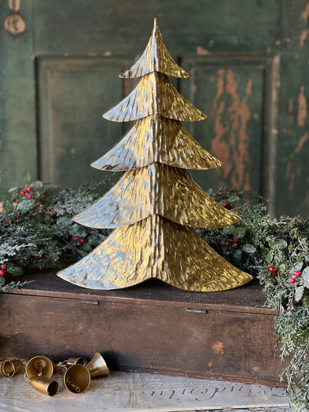 Goldrush Pine Tree | 18.75"