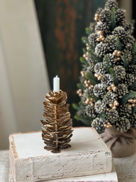 Epaulette Pinecone | 5.75" | SOLD OUT