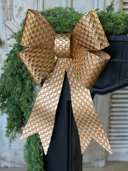 Finishing Touch Bow | 26" | NOT CURRENTLY IN STOCK-New For Holiday 2026!