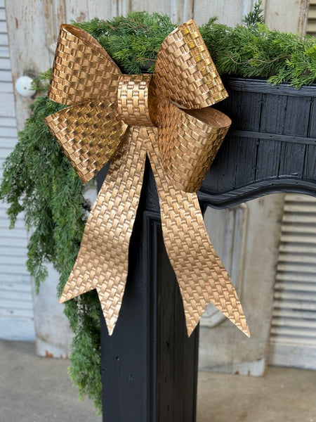 Finishing Touch Bow | 26" | NOT CURRENTLY IN STOCK-New For Holiday 2026!
