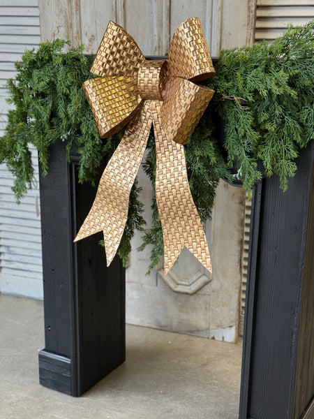 Finishing Touch Bow | 26" | NOT CURRENTLY IN STOCK-New For Holiday 2026!