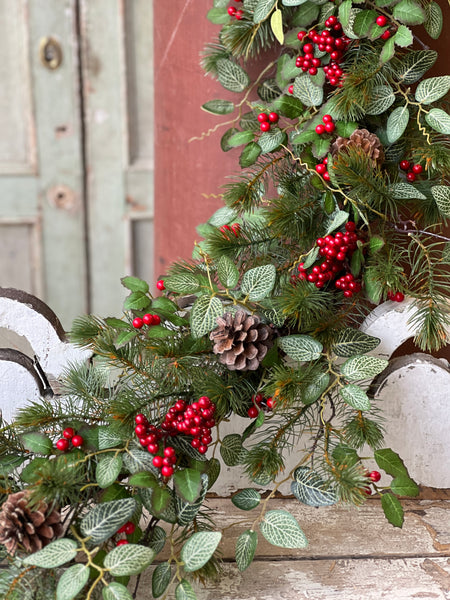 Elmsley Pine & Berry Garland | 6' | SOLD OUT