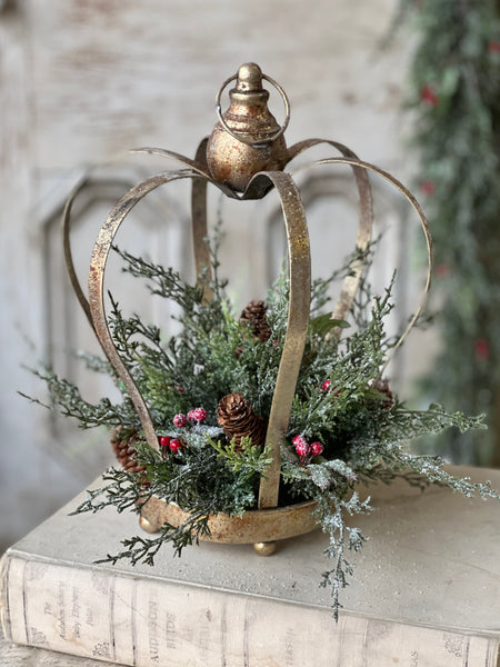 Holly Hill Cedar Half Sphere | 10"