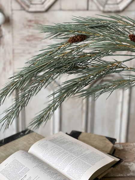 Pendulum Pine Layering Spray | 44" | SOLD OUT