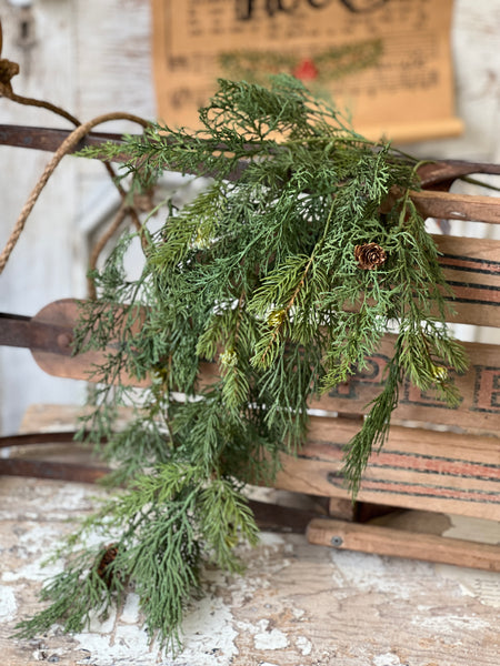 Telluride Spruce Hanging | 34"