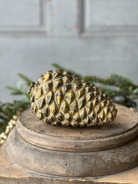 Nature's Masterpiece | 8" | Pinecone