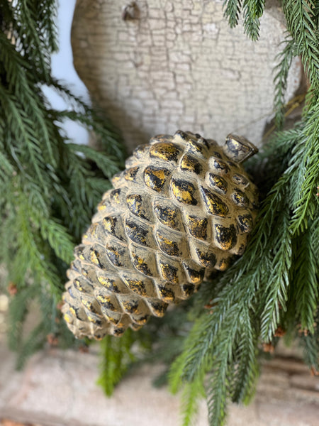 Nature's Masterpiece | 8" | Pinecone
