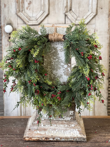 Redpoint Cedar Hanging Wreath | 16" | SOLD OUT