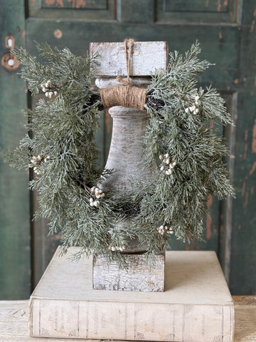 Tee Berry Cedar Hanging Wreath | 17" | NOT CURRENTLY IN STOCK - ETA July