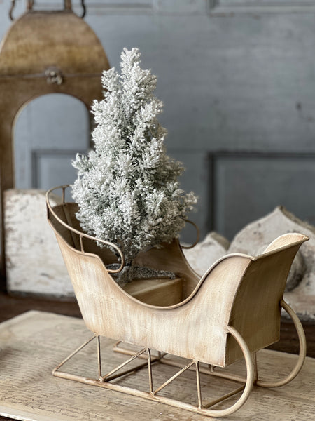 Kringle's Coach Sleigh | 14" | SOLD OUT