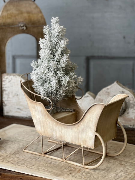 Kringle's Coach Sleigh | 14" | SOLD OUT