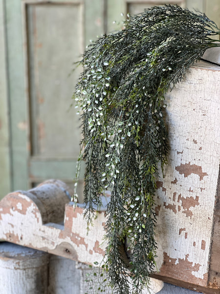 Shimmering Cedar Hanging | 32"