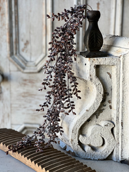 Snowy Parka Pods Hanging | 30"