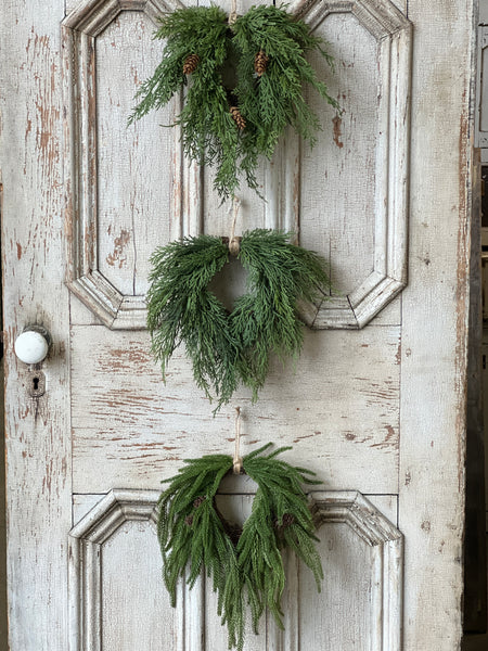 Mini Hanging Wreath | 12" | Fine Cedar | SOLD OUT