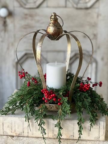 Emerald Falls w/ Berry Candle Ring | 12" | SOLD OUT