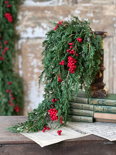 Emerald Falls w/ Berry Hanging | 36"