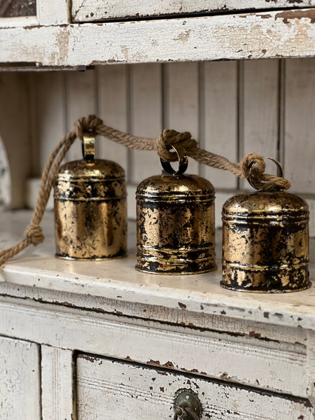 Curio Bells Hanging | 27"