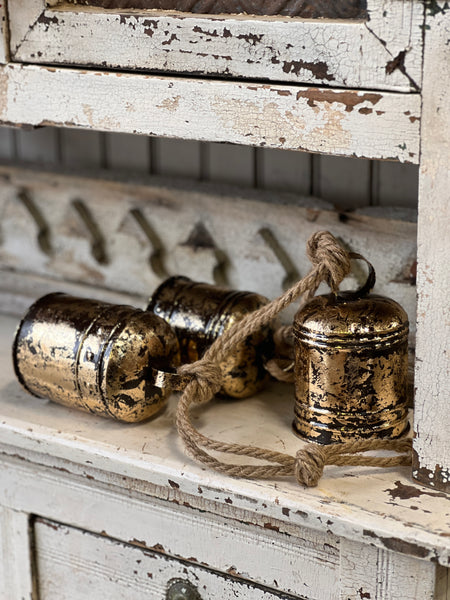 Curio Bells Hanging | 27"