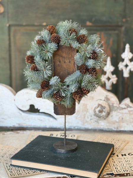 Pine Cone Pizazz Candle Ring | 9"