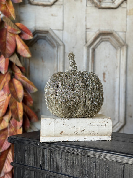 Sparkling Spellbound Pumpkin | Medium | NOT CURRENTLY IN STOCK-New For Holiday 2026!