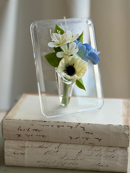 Floating Flora Frame | 7" | Blue | NOT CURRENTLY IN STOCK-New For Spring 2027!