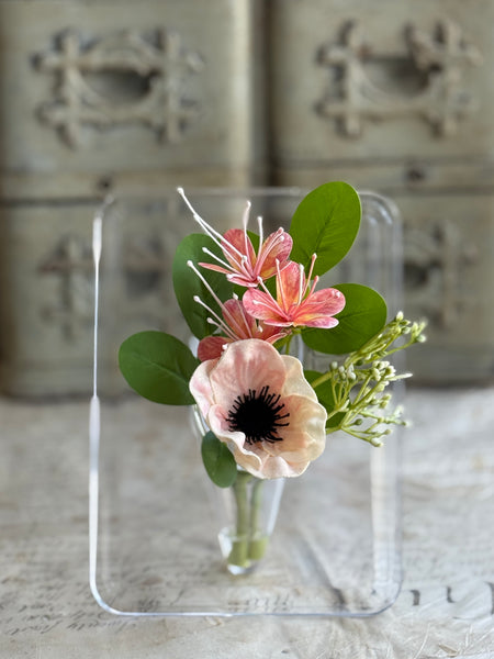 Floating Flora Frame | 7" | Coral | NOT CURRENTLY IN STOCK-New For Spring 2027!