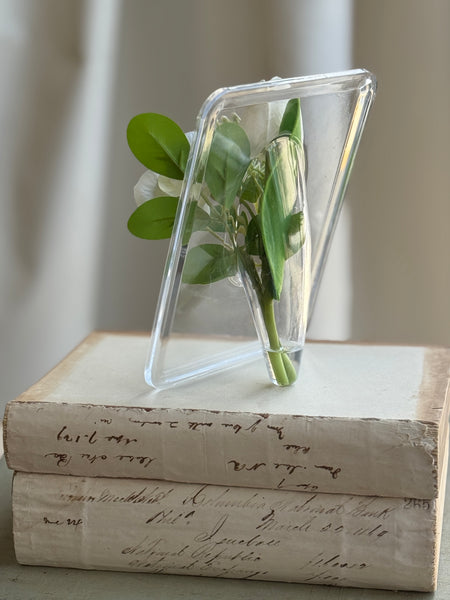 Floating Flora Frame | 7" | White | NOT CURRENTLY IN STOCK-New For Spring 2027!