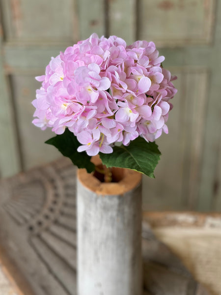 Callahan Hydrangea | 21.5" | Lilac | NOT CURRENTLY IN STOCK-New For Spring 2026!