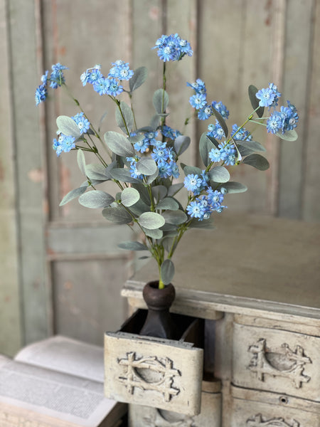 Layette Daisy Bush | 20" | Blue | NOT CURRENTLY IN STOCK-New For Spring 2026!