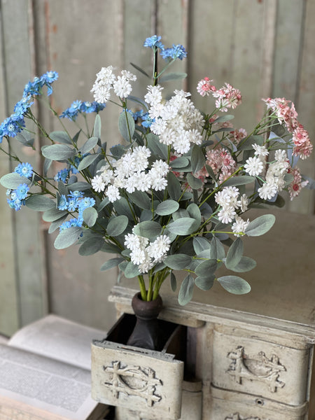 Layette Daisy Bush | 20" | Cream | NOT CURRENTLY IN STOCK-New For Spring 2026!