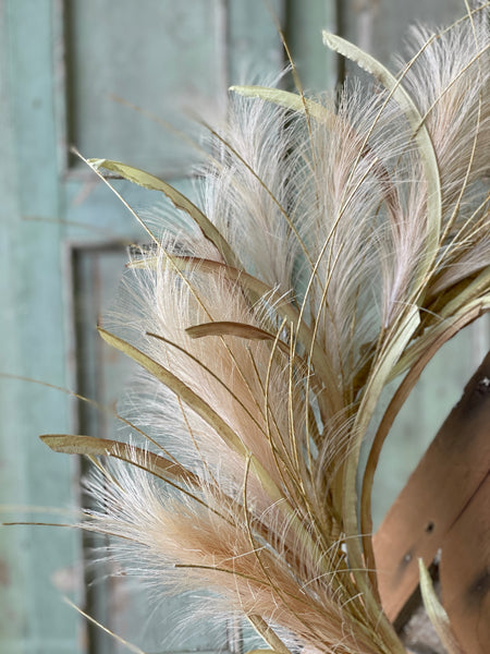 Whisp Wreath | 24" | Pale Mellow | CLOSEOUT + CLEAN UP SPECIAL!  From $6.95 - Last 24pcs!