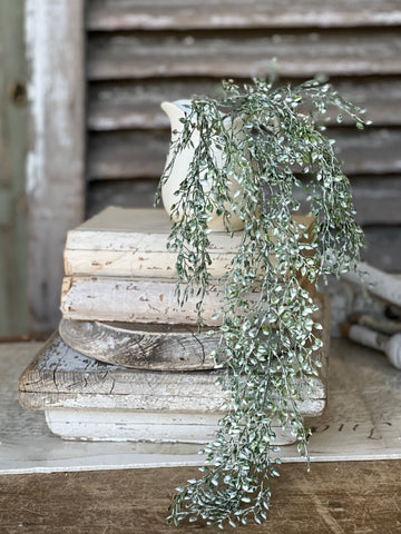 Little Luna Hanging | 24" | Green | NOT CURRENTLY IN STOCK - Spring 2026