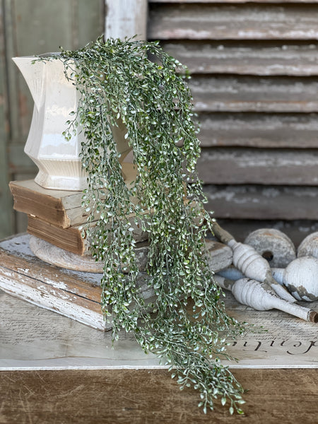 Little Luna Hanging | 34" | Green | NOT CURRENTLY IN STOCK - Spring 2026