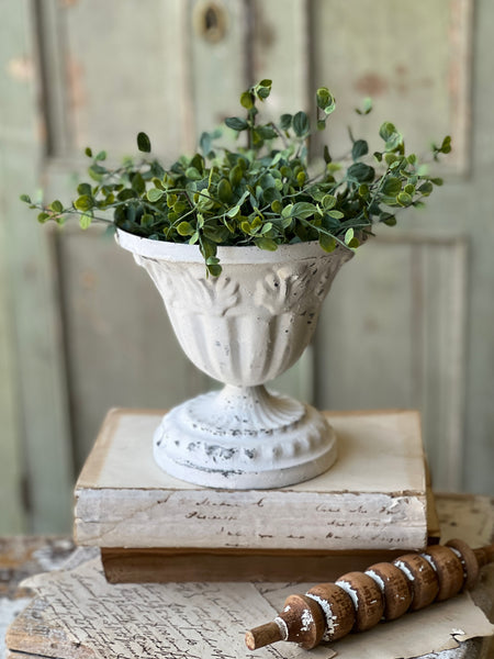 Vivian Urn | Cream | 6"