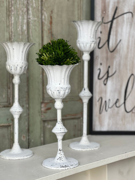 Fluted Holder | Cream | 15"