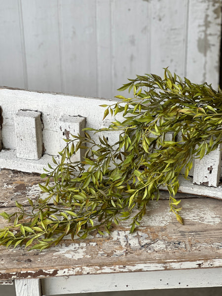 Smilax Hanging | Green | 32"